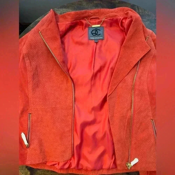 Queen Collection | apricot suede moto style womens jacket. Size: M - Picture 10 of 16